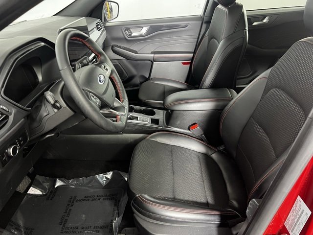 Used 2025 Ford Escape ST-Line w/ Tech Pack #1 image 11