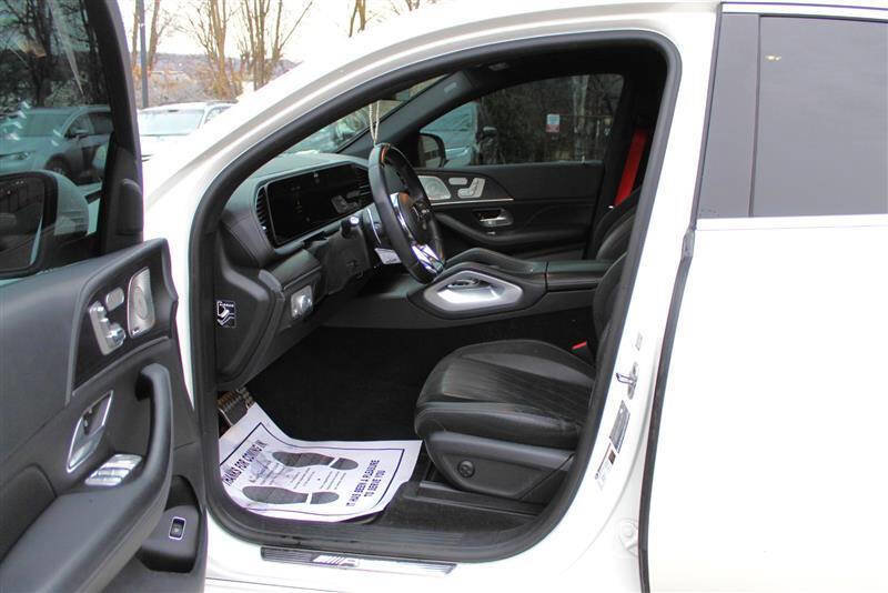 Used 2023 Mercedes-Benz GLE 53 AMG 4MATIC Coupe w/ Parking Assistance Package image 10