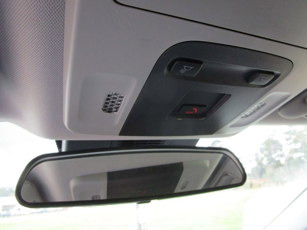 Used 2025 Toyota Camry LE image 26