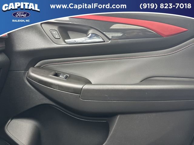 Used 2025 Chevrolet TrailBlazer RS w/ Convenience Package image 28