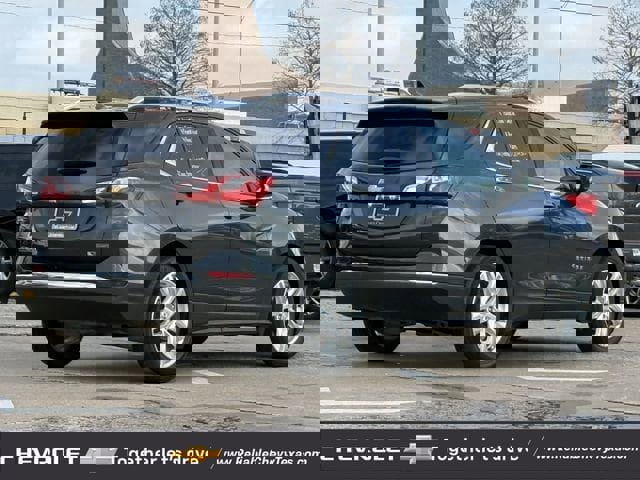 Used 2018 Chevrolet Equinox Premier image 6