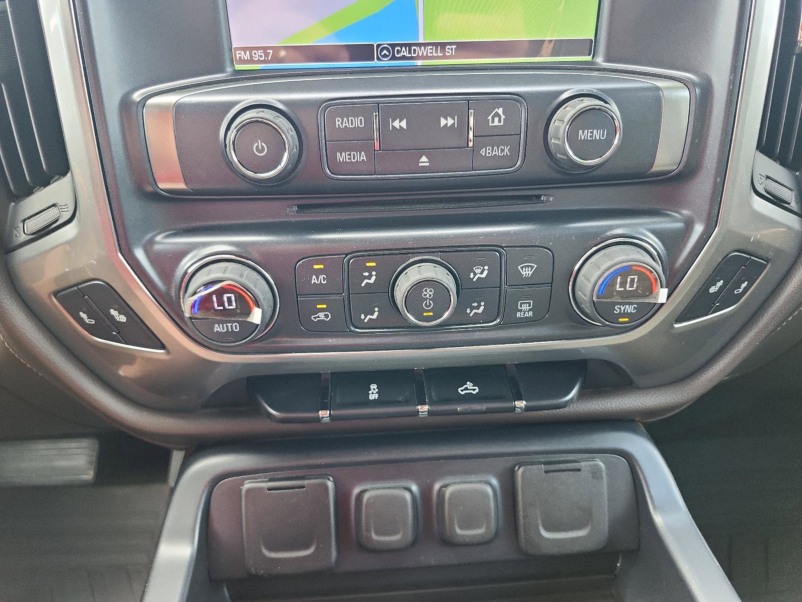 Used 2017 Chevrolet Silverado 1500 LTZ AWD/4WD image 19