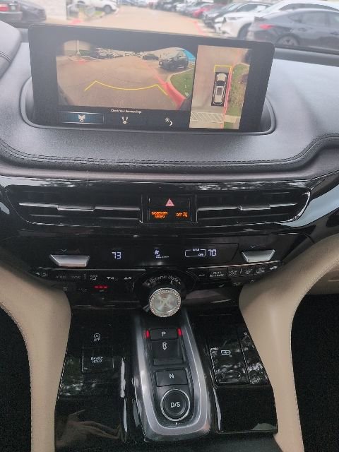 Used 2023 Acura MDX SH-AWD w/ Advance Package image 6
