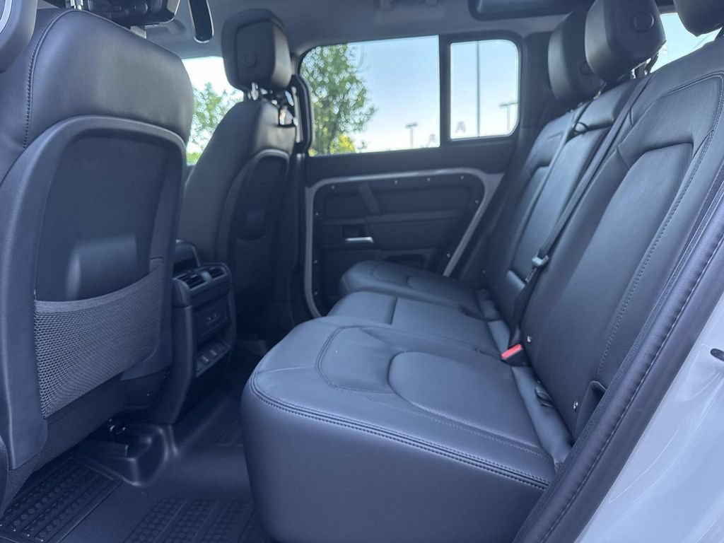 New 2026 Land Rover Defender 110 S AWD/4WD image 13