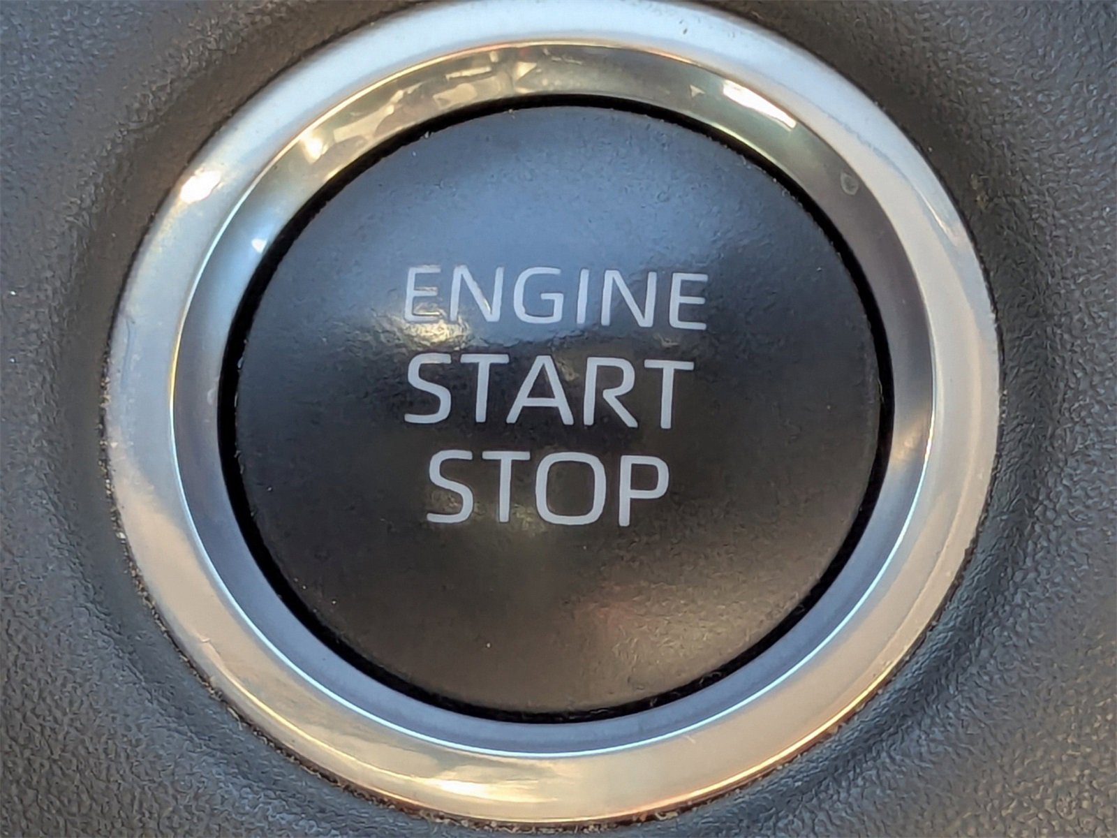 Used 2024 Toyota Highlander XLE image 34