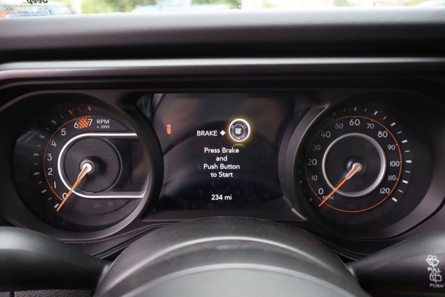Used 2026 Jeep Wrangler Unlimited Rubicon AWD/4WD image 21