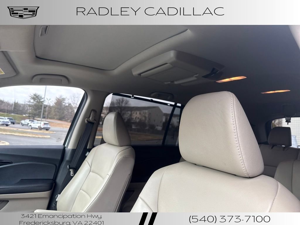 Used 2022 Honda Pilot Touring image 13