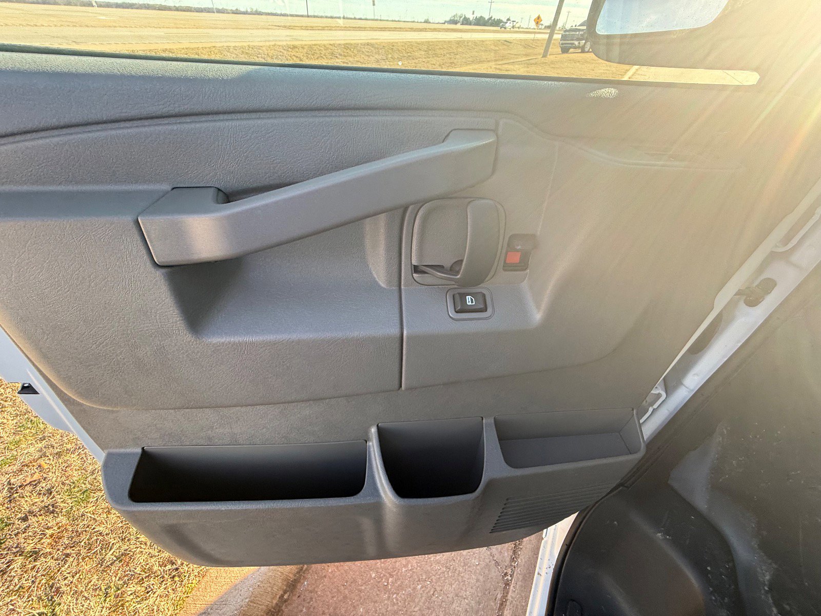 New 2025 Chevrolet Express 3500 Extended w/ Driver Convenience Package image 10