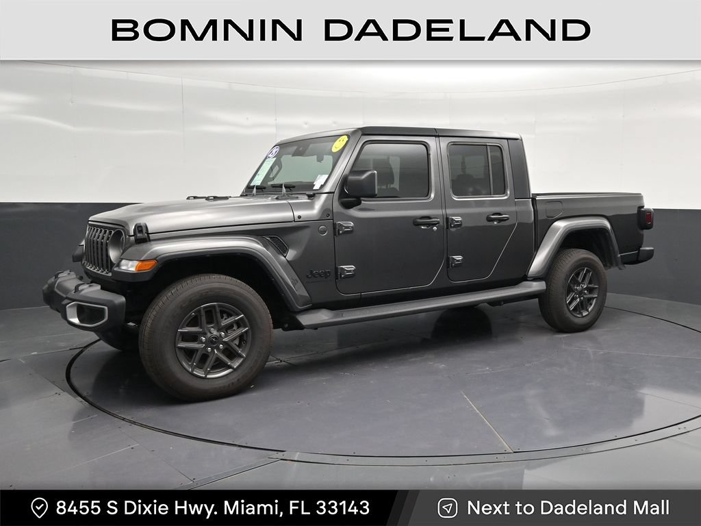 Used 2025 Jeep Gladiator Sport