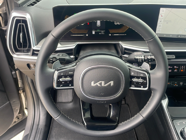Certified 2025 Kia Sorento EX AWD/4WD image 23