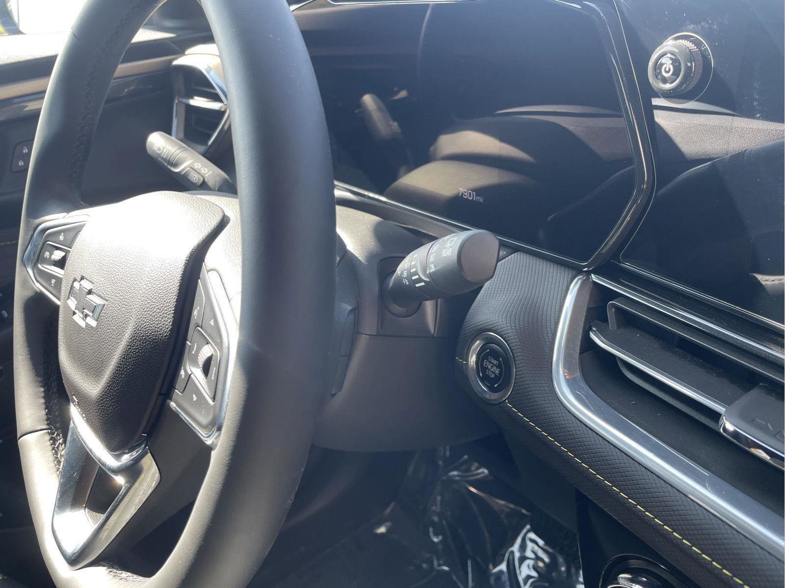 Used 2025 Chevrolet TrailBlazer ACTIV w/ Convenience Package image 13