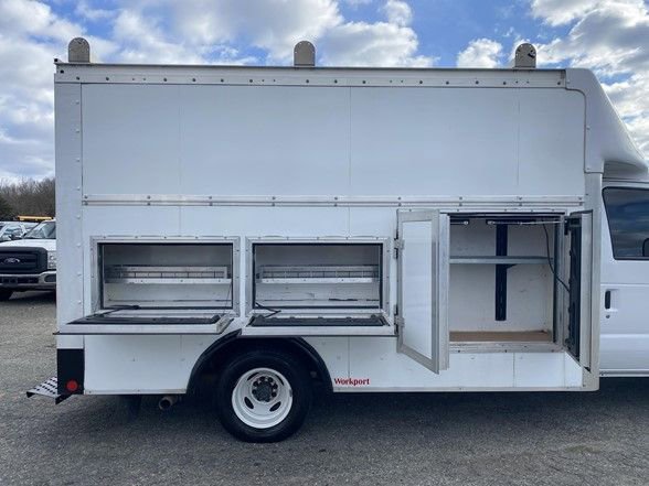 Used 2024 Ford E-350 and Econoline 350 Super Duty w/ Power Windows & Locks Group RWD image 36