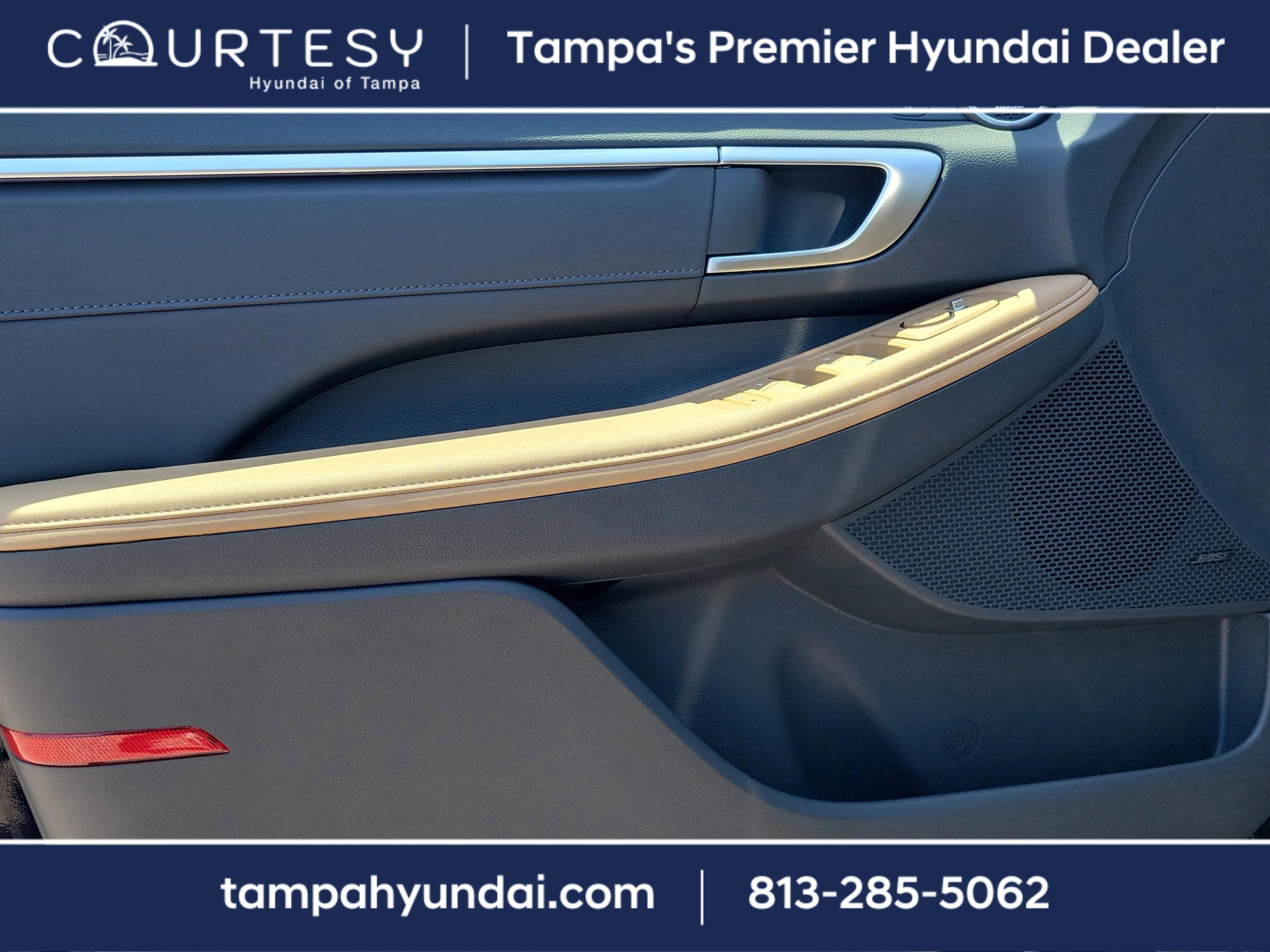 New 2025 Hyundai Sonata Limited image 28