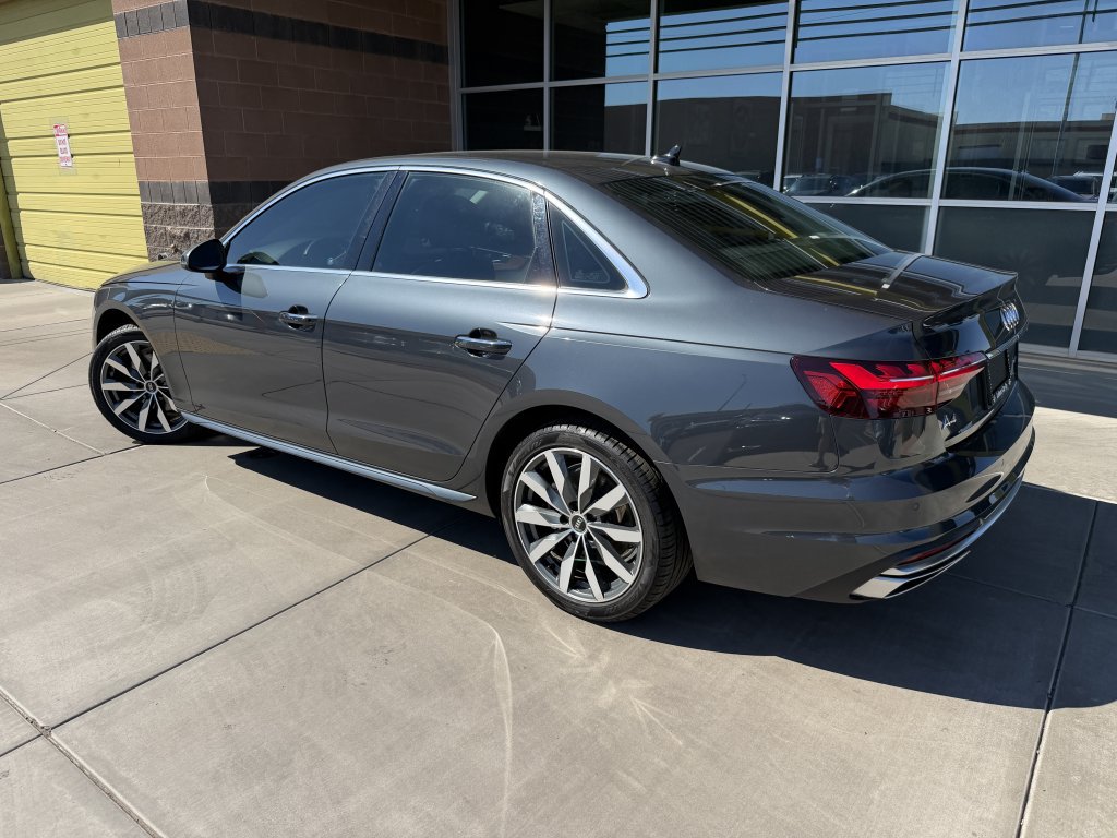 Used 2022 Audi A4 2.0T Premium w/ Convenience Package AWD/4WD image 5