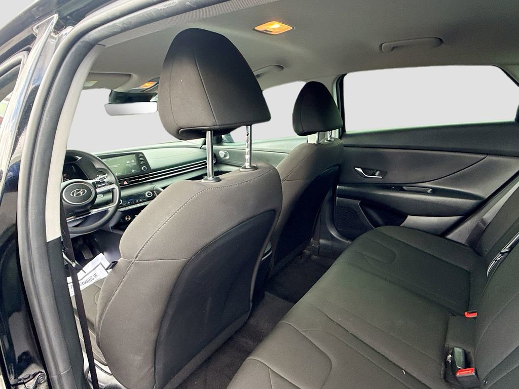 Used 2023 Hyundai Elantra SEL FWD image 27