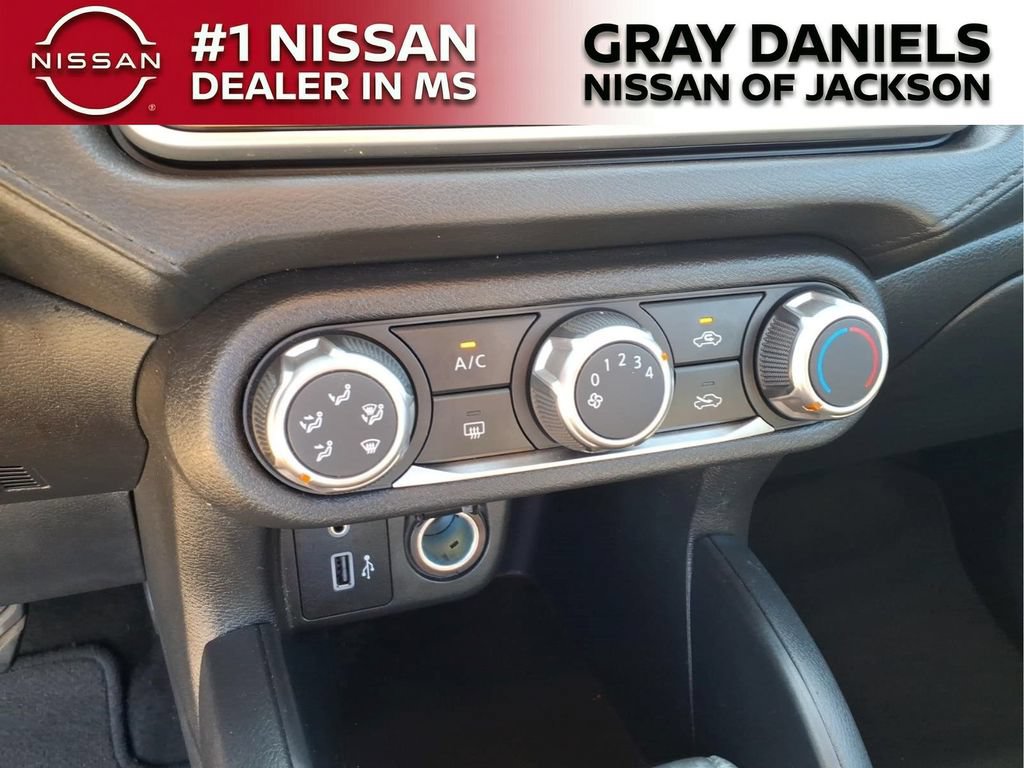 Used 2024 Nissan Versa S w/ Trunk Package FWD image 17