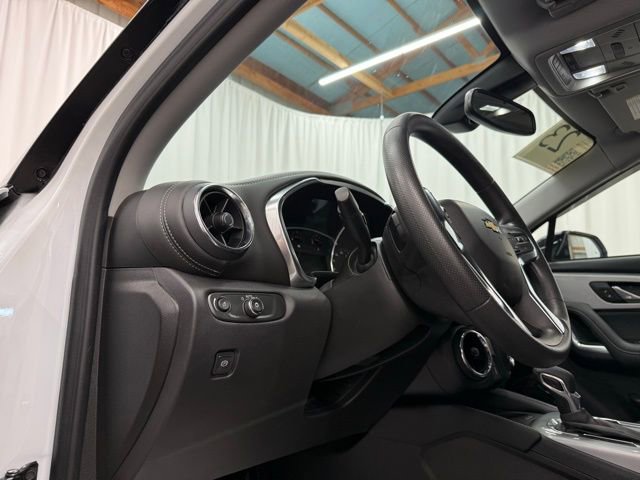 Used 2023 Chevrolet Blazer LT w/ Convenience Package AWD/4WD image 16