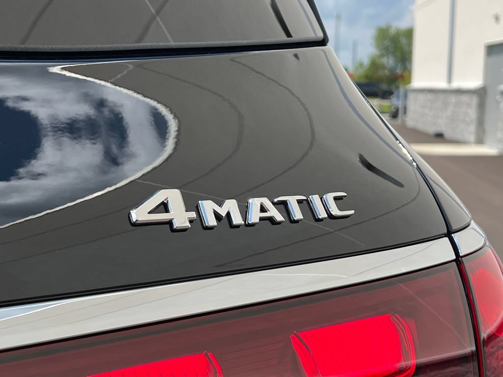 New 2026 Mercedes-Benz GLS 450 4MATIC image 33