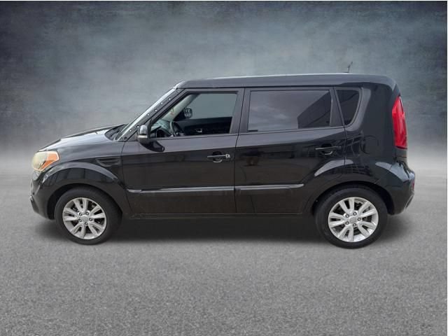 Used 2012 Kia Soul + w/ Audio Pkg FWD image 10