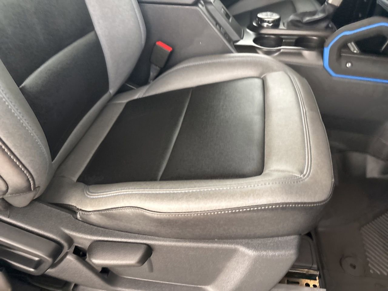 Used 2023 Ford Bronco Black Diamond image 23