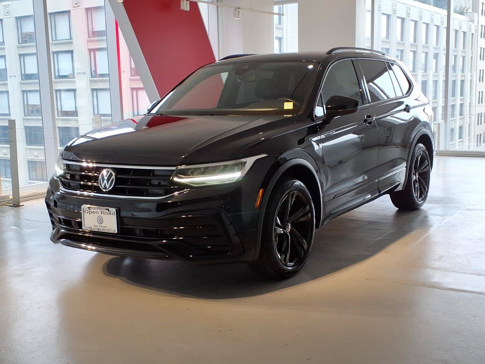 Used 2023 Volkswagen Tiguan SE R-Line