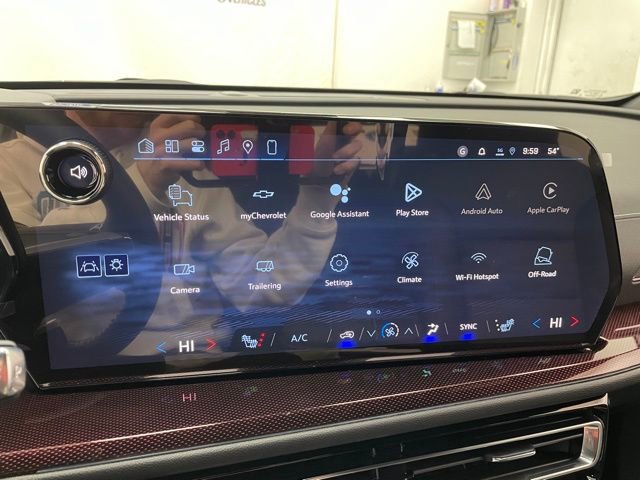 New 2026 Chevrolet Traverse Z71 w/ Driver Confidence Package image 3