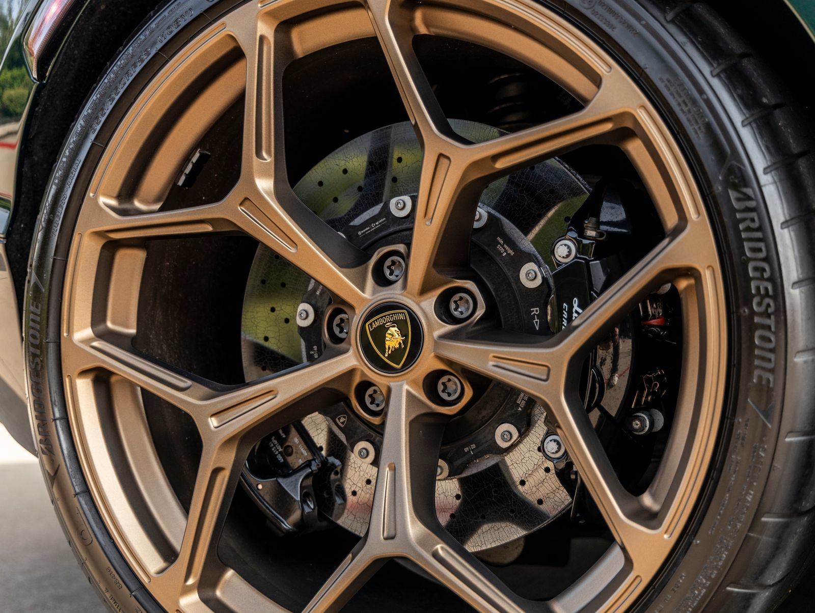 Used 2025 Lamborghini Revuelto AWD/4WD image 23