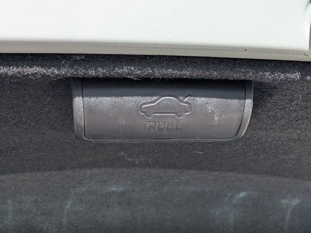 Used 2017 Hyundai Elantra SE image 14