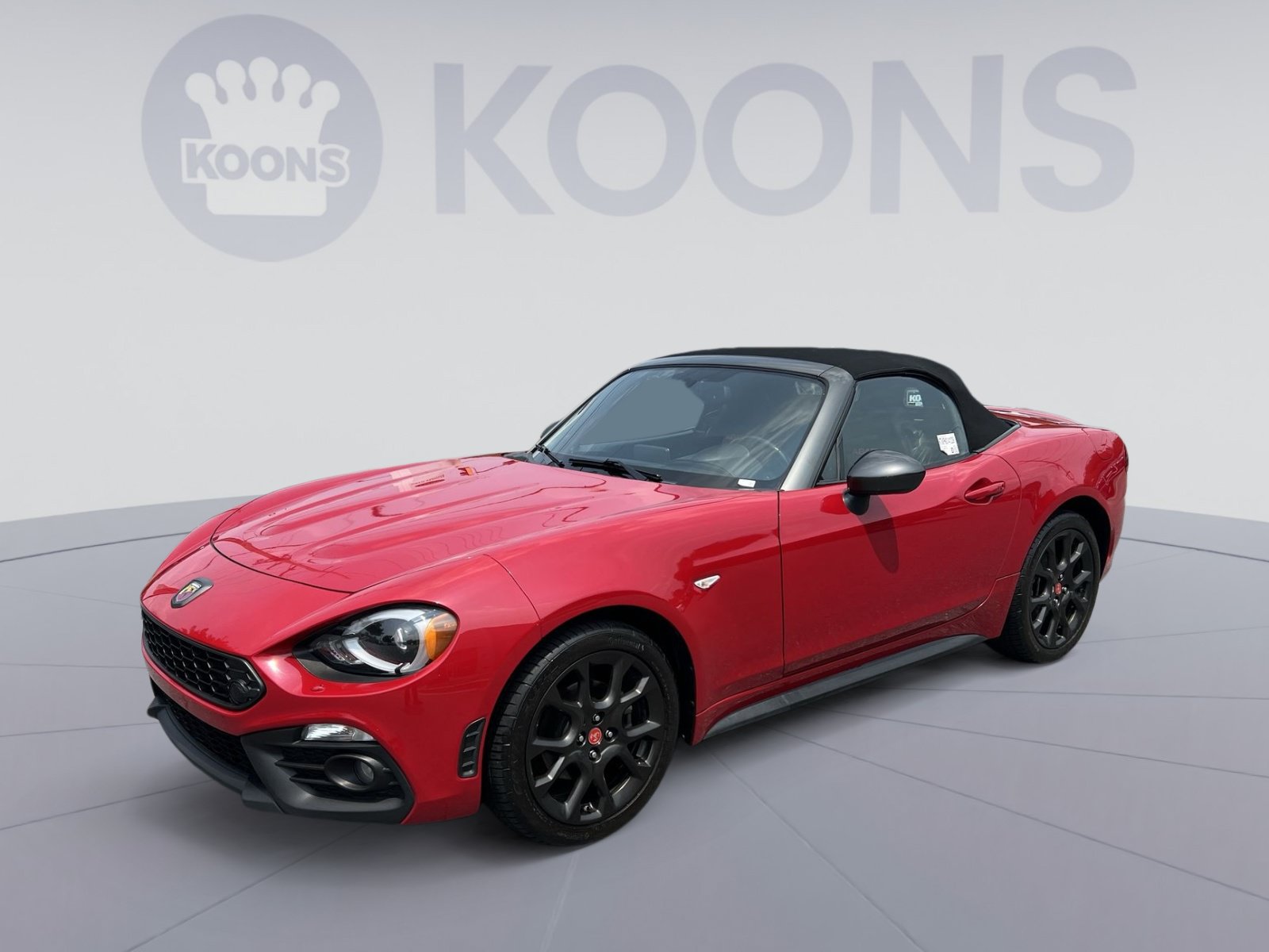 Used 2019 FIAT 124 Spider Abarth w/ Convenience Group RWD image 1