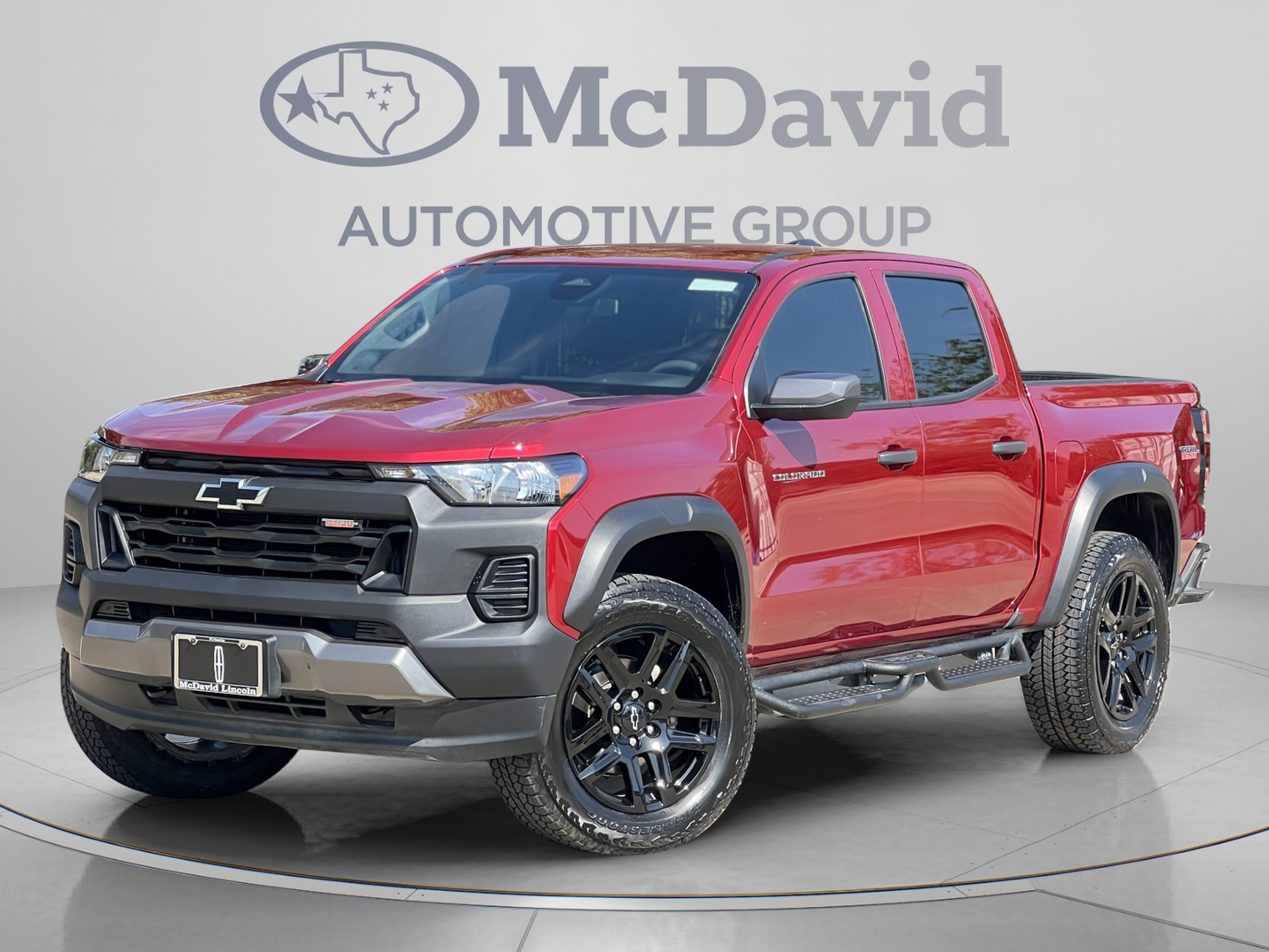 Used 2025 Chevrolet Colorado Trail Boss AWD/4WD image 1