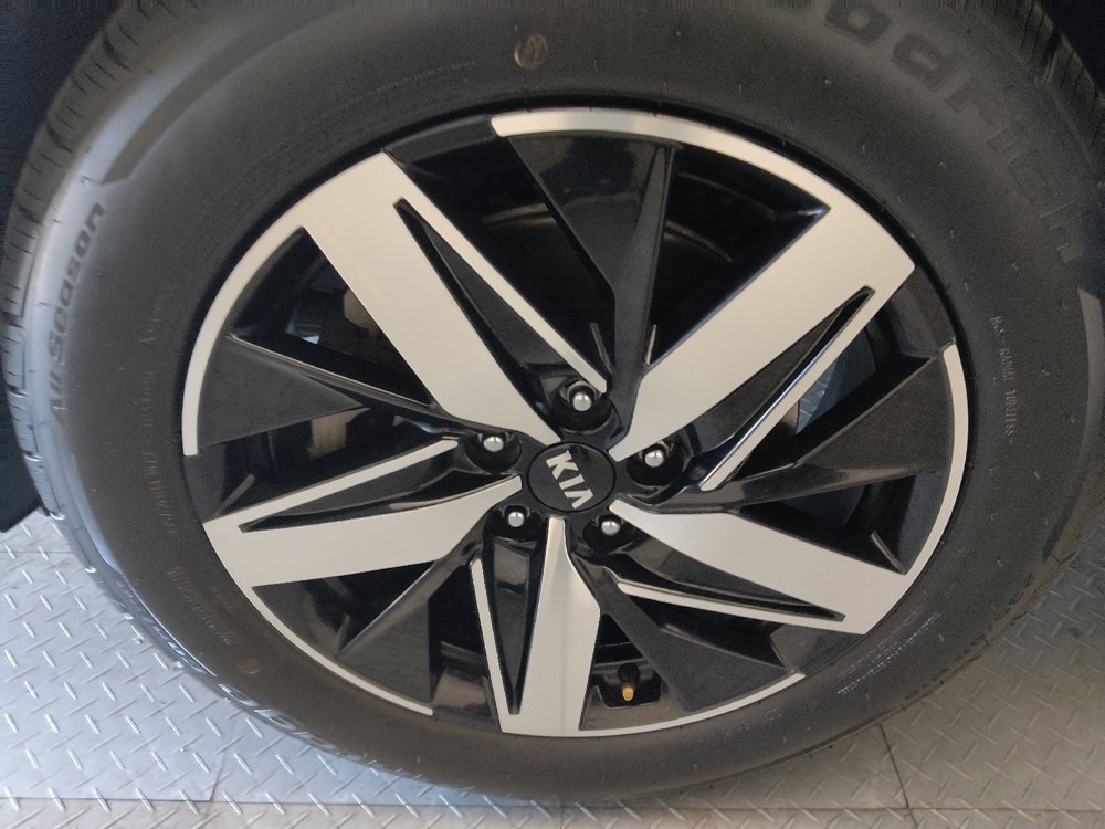 Used 2021 Kia Sorento S w/ Panoramic Sunroof Package image 31