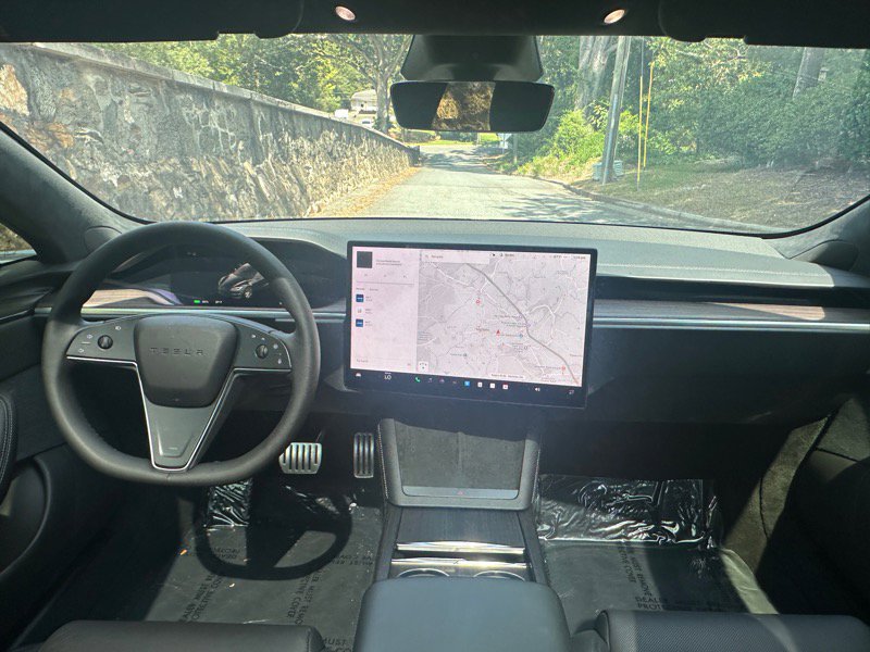 Used 2023 Tesla Model S image 5