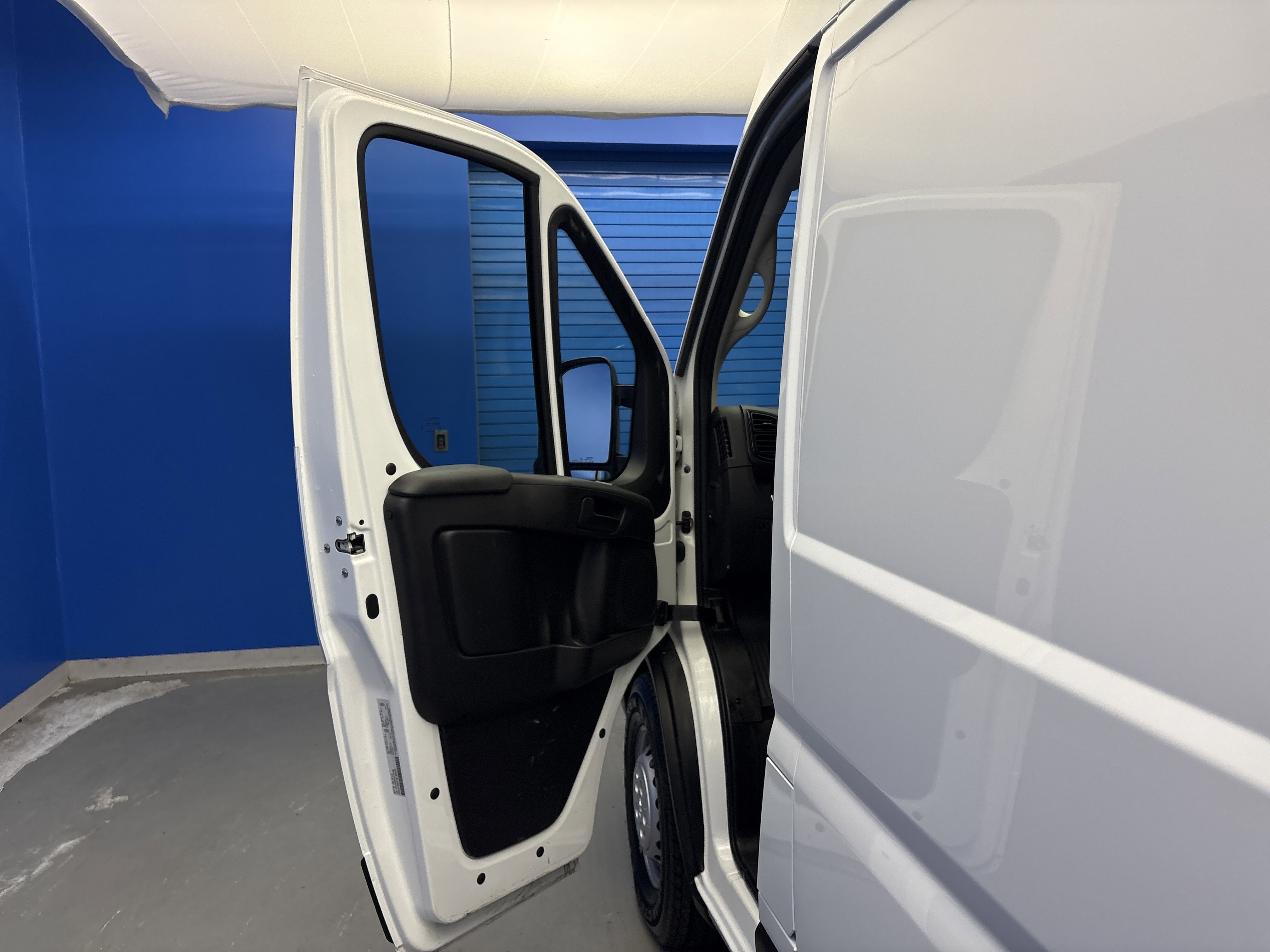 Used 2024 RAM ProMaster 2500 image 8