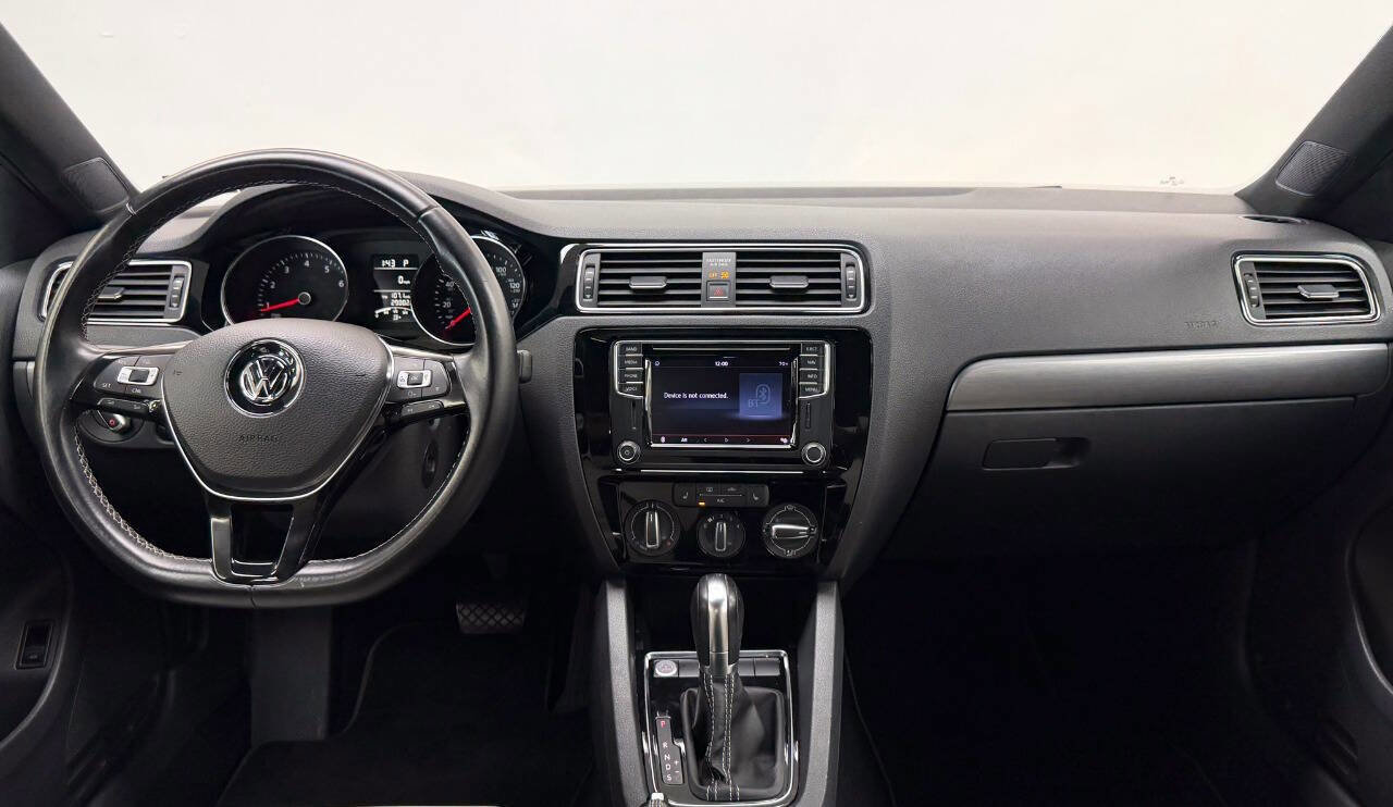 Used 2016 Volkswagen Jetta Sport image 39