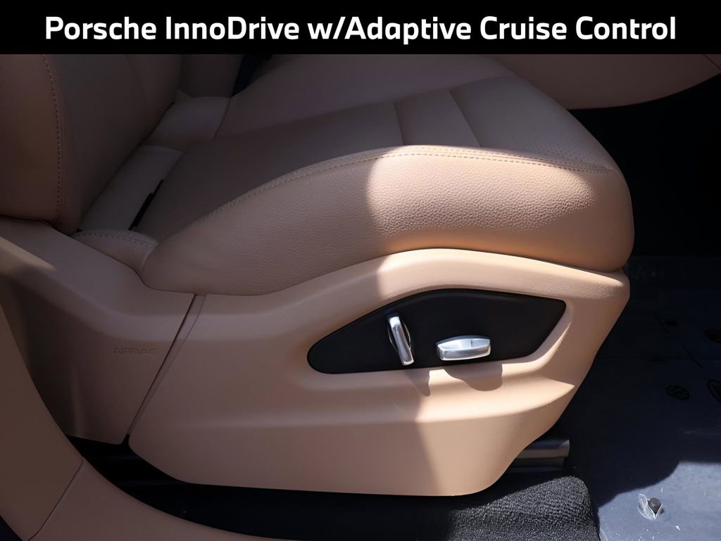 Used 2021 Porsche Cayenne image 12