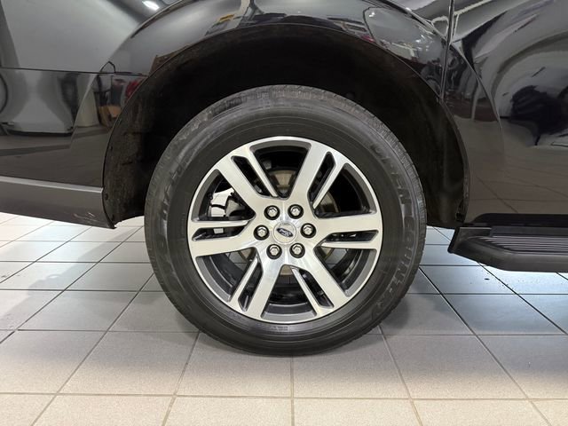 Used 2024 Ford Expedition Max Limited image 9