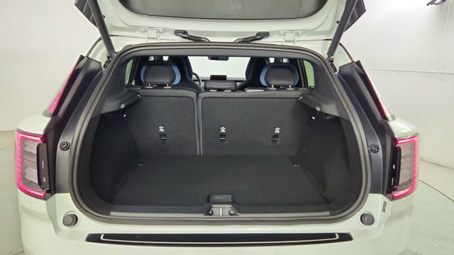 New 2026 Volvo EX30 Plus w/ Protection Package Premier AWD/4WD image 36