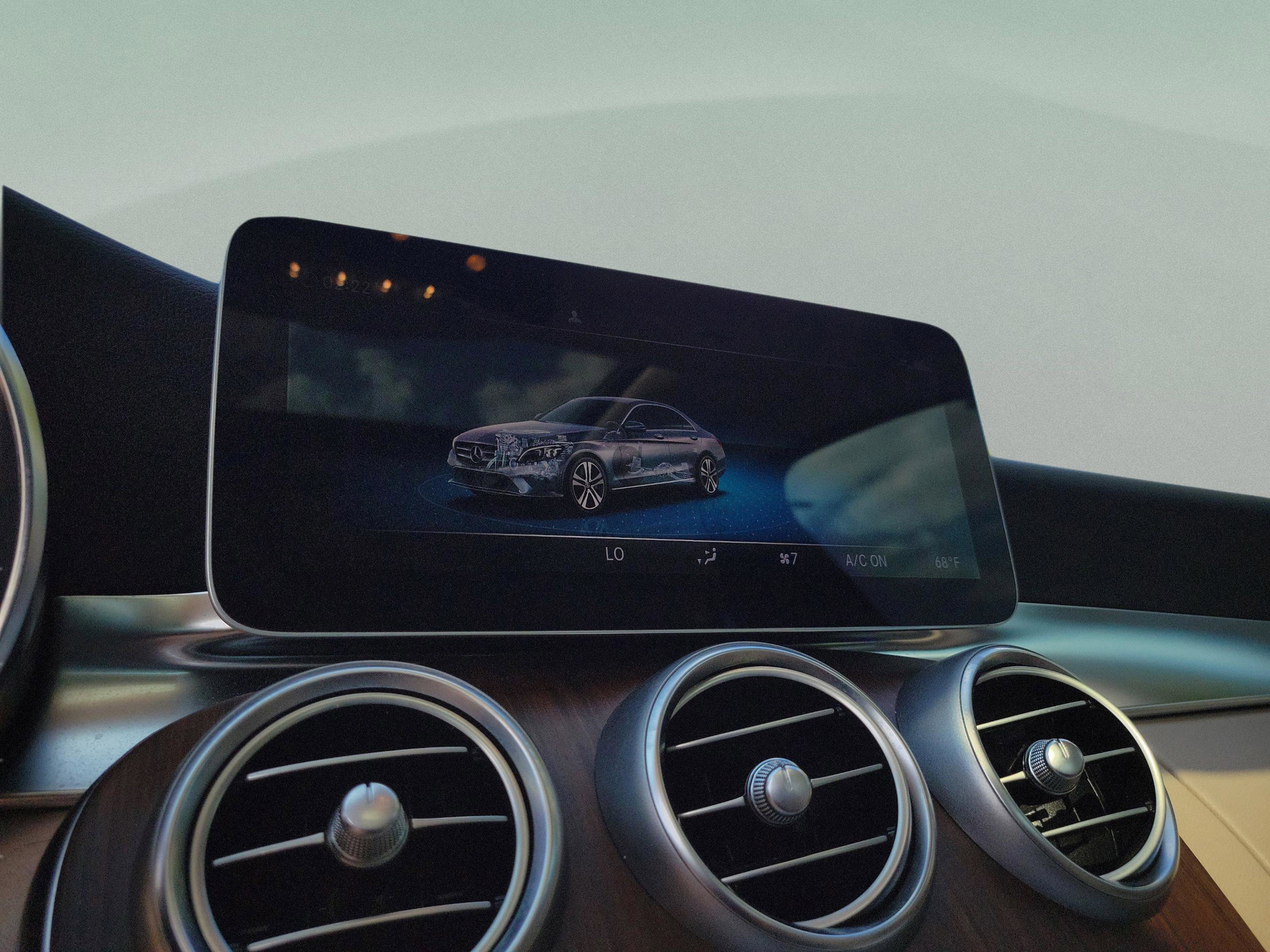 Used 2021 Mercedes-Benz C 300 Sedan image 22