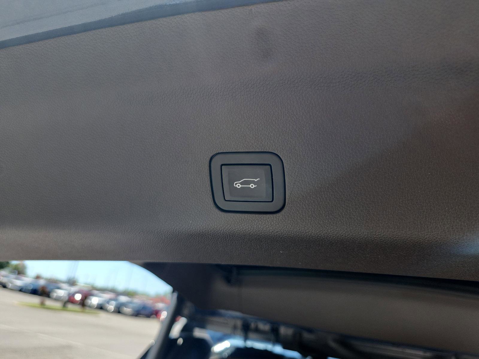 Used 2026 GMC Yukon XL Elevation w/ Elevation Premium Package AWD/4WD image 12