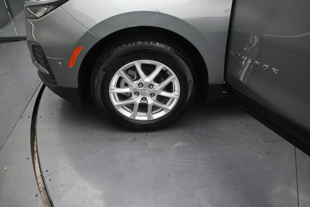 Used 2024 Chevrolet Equinox LS w/ Driver Confidence II Package FWD image 15