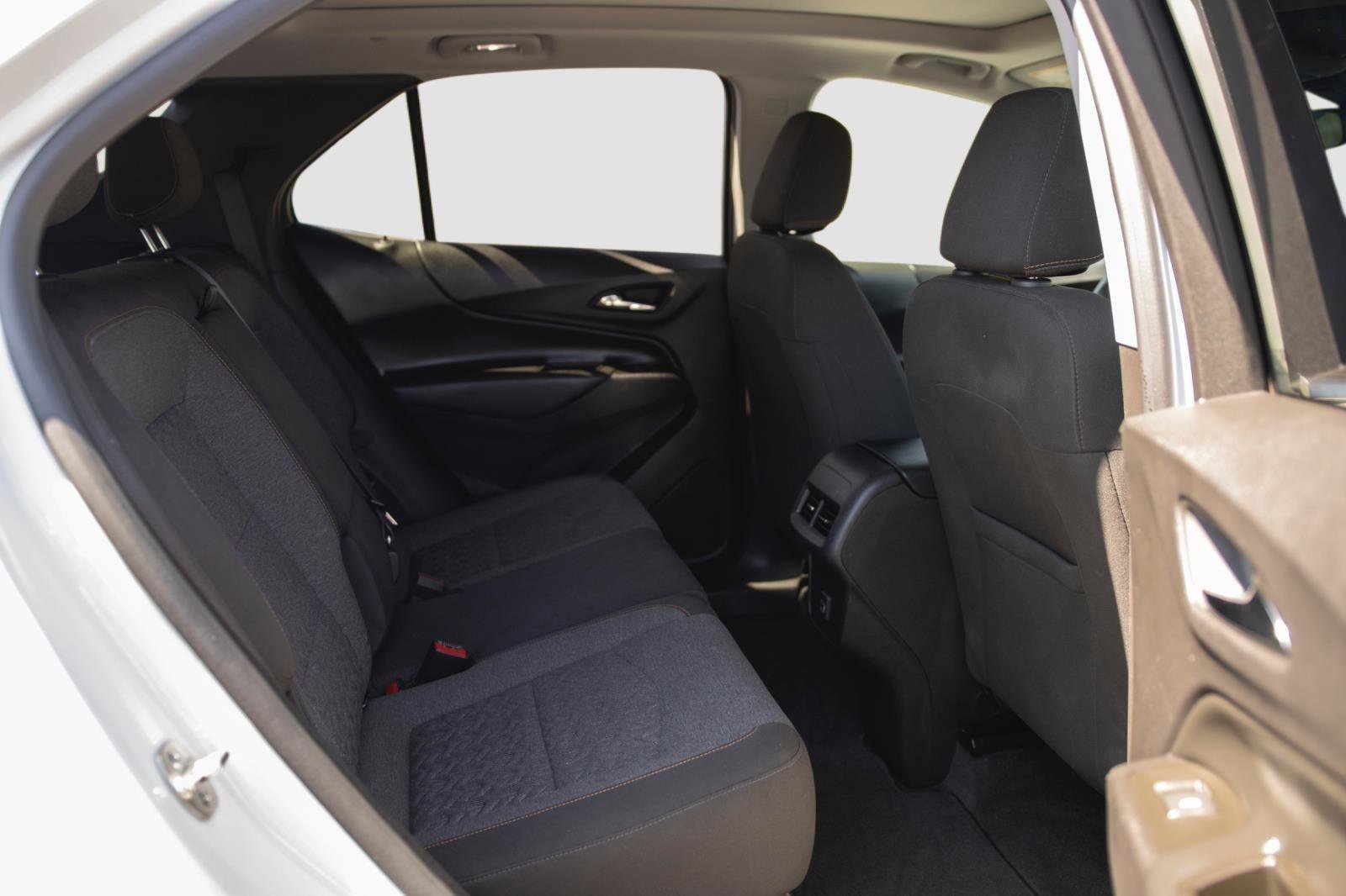 Used 2024 Chevrolet Equinox LT AWD/4WD image 15