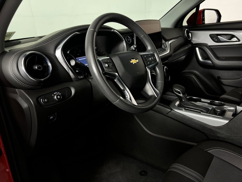 Used 2024 Chevrolet Blazer LT image 22