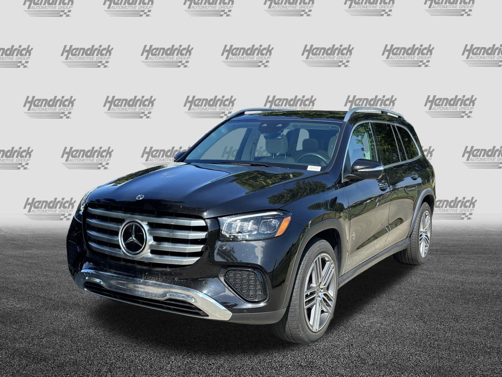 Used 2024 Mercedes-Benz GLS 450 4MATIC image 5