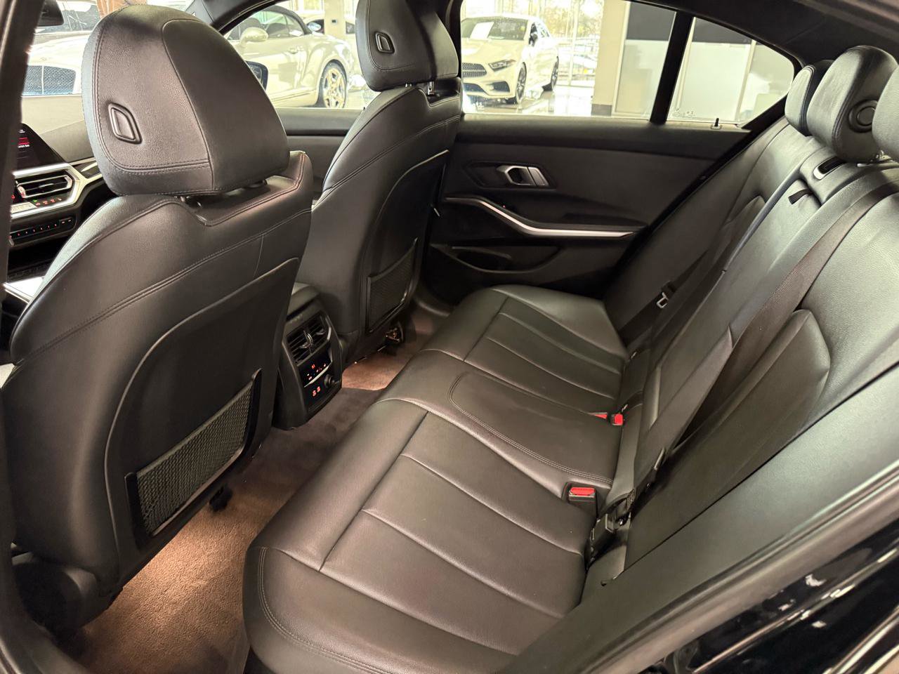 Used 2019 BMW 330i Sedan w/ Convenience Package image 10