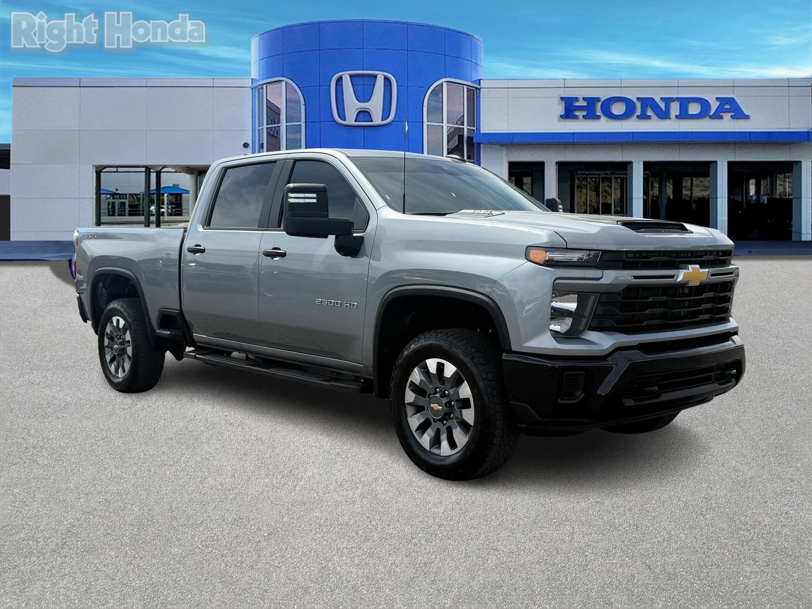 Used 2025 Chevrolet Silverado 2500 Custom w/ Custom Convenience Package AWD/4WD image 10