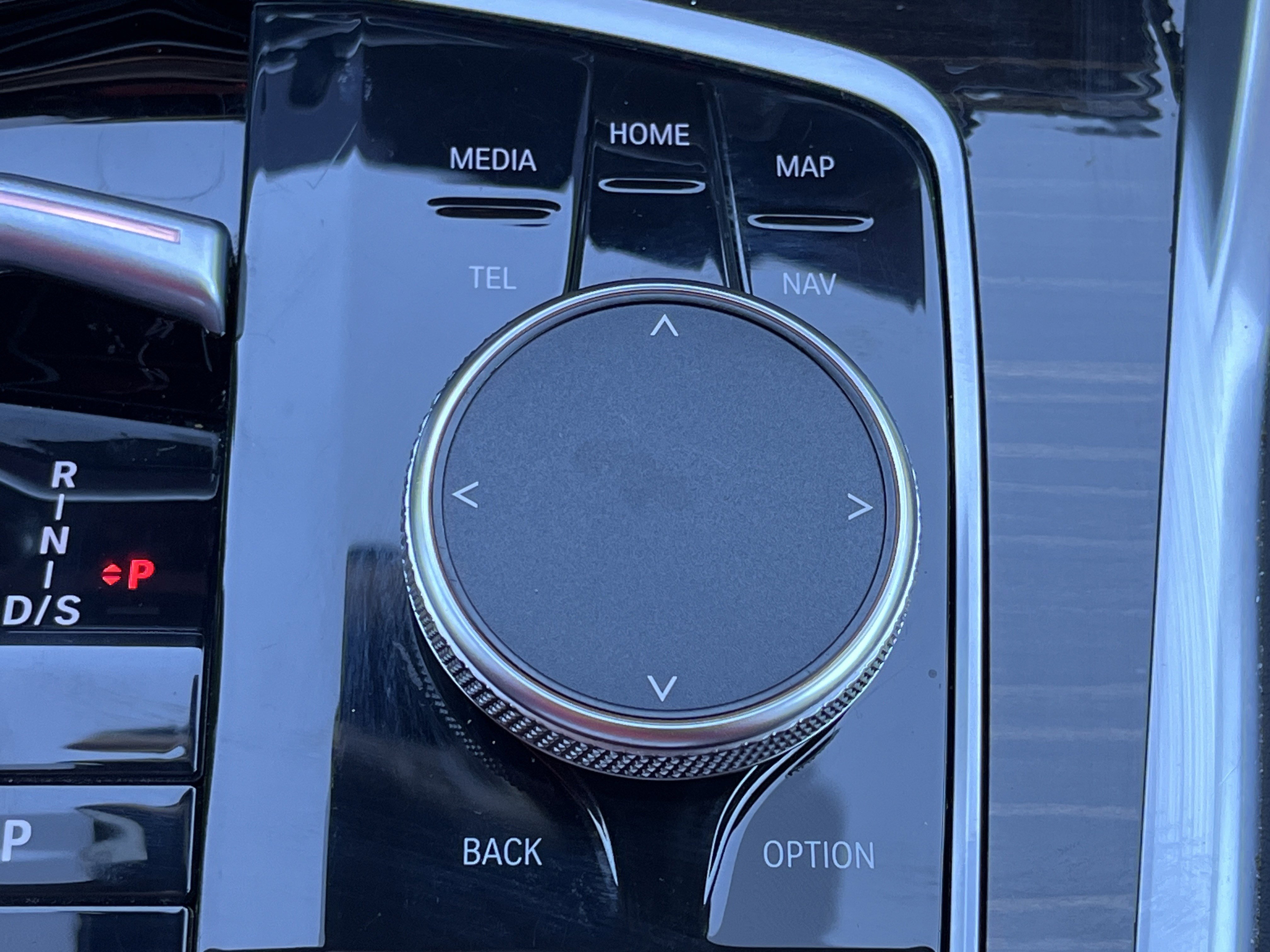 Used 2024 BMW X6 xDrive40i image 8