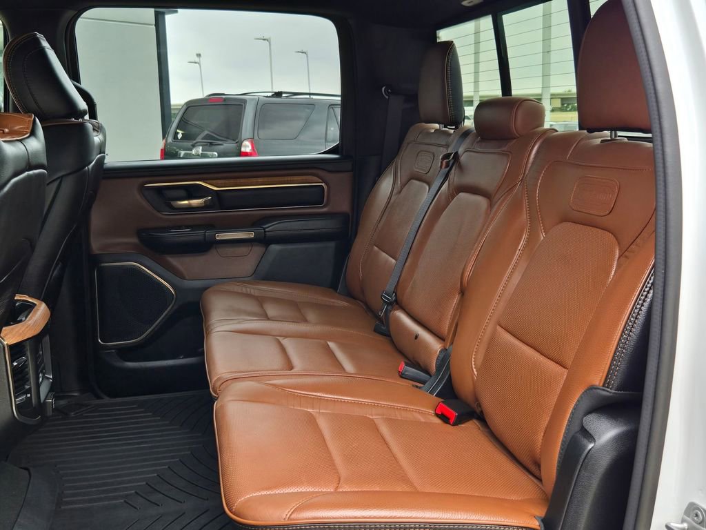 Used 2022 RAM 1500 Limited w/ Body Color Bumper Group AWD/4WD image 27