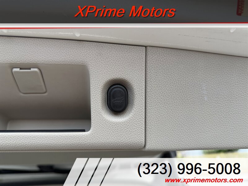 Used 2015 GMC Yukon Denali w/ Premium Package image 14