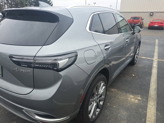 Used 2023 Buick Envision Avenir image 7