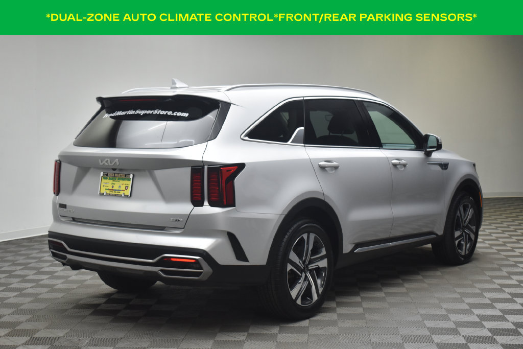 Used 2023 Kia Sorento EX AWD/4WD image 5